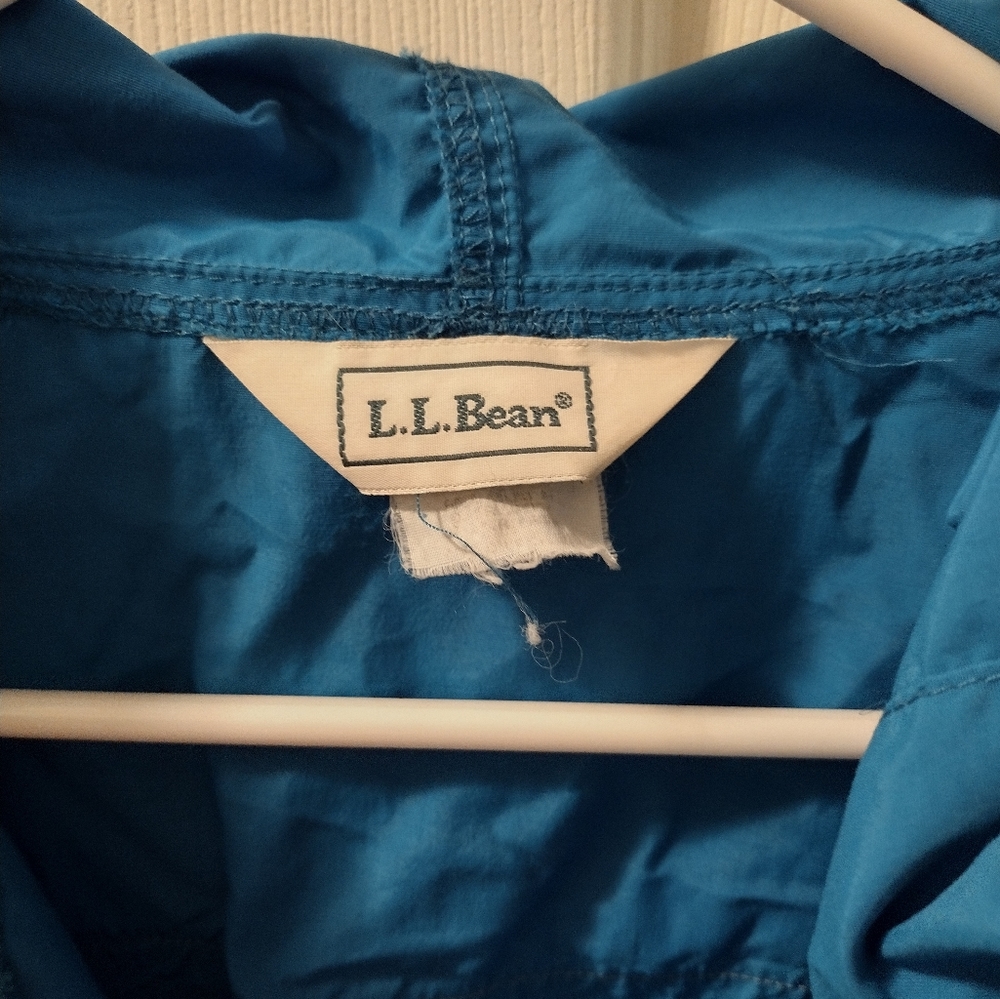 L.L. Bean windjacket - Picture 7 of 7